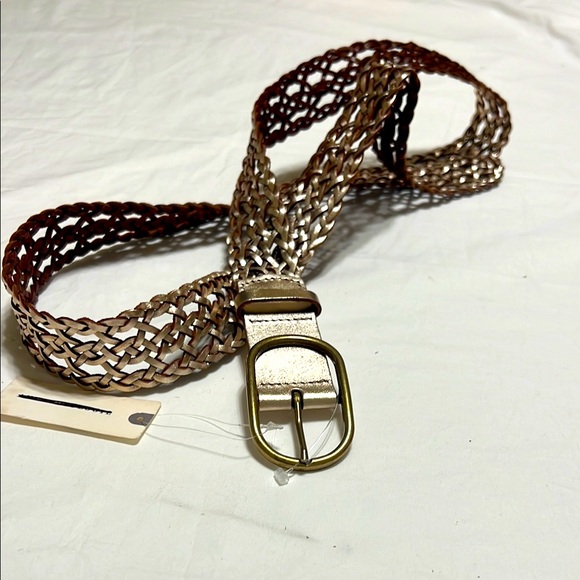 NEW Anthropologie Gold Metallic Belt with Buckle size S Anthropologie Gold Belts for Women for sale | eBay main image 3